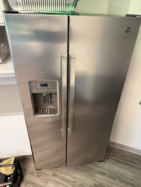 Whether it’s the icemaker or an issue with the temperature, AACE can fix any of your GE Refrigerator’s problems.