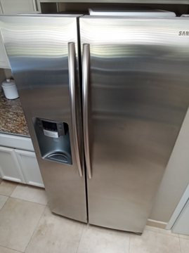 A Dallas Samsung refrigerator repaired by one of AACE’s appliance repair service techs.